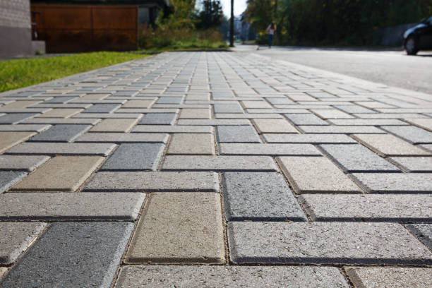 Best Driveway Paving Company  in Wood River, IL